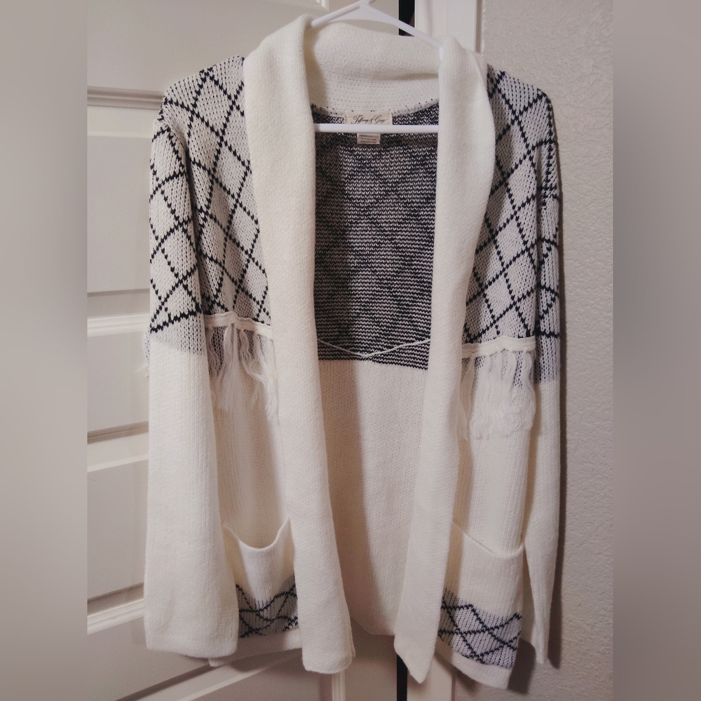 Women's White and Black Sweater